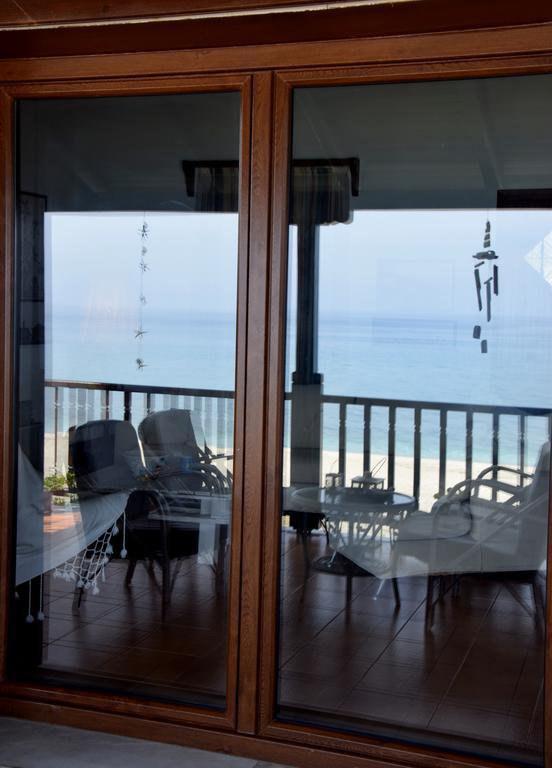 Dovas House Villa Chorefton Exterior photo